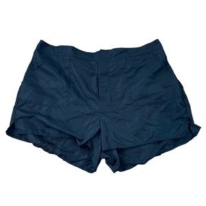 NWT Woman’s Aquabelle black swim shorts size 20